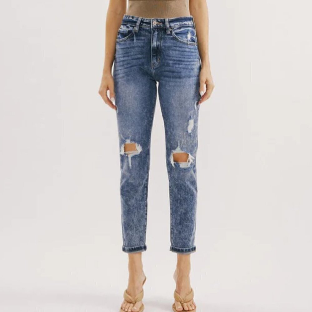 Kancan | EUC High Rise Mom Fit Acid Wash Distressed Jeans Size‎ 5 / 26